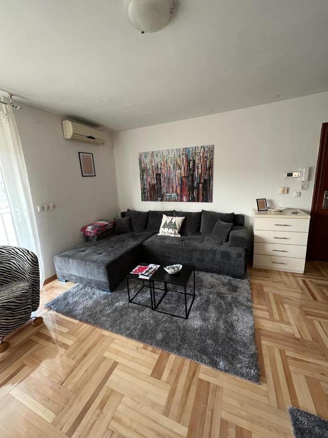 Apartman West - Private Parking Place Загреб Экстерьер фото