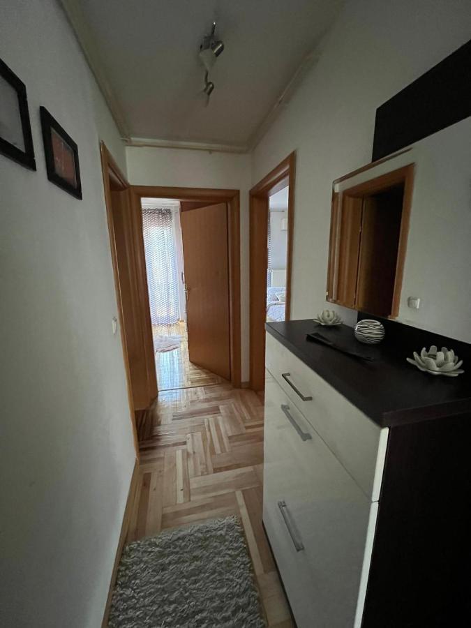 Apartman West - Private Parking Place Загреб Экстерьер фото