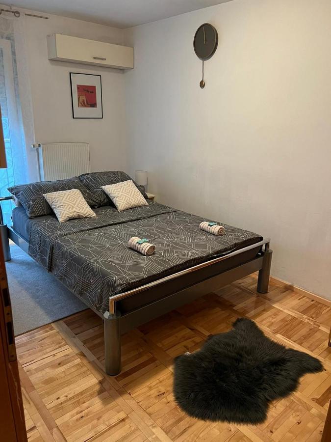 Apartman West - Private Parking Place Загреб Экстерьер фото
